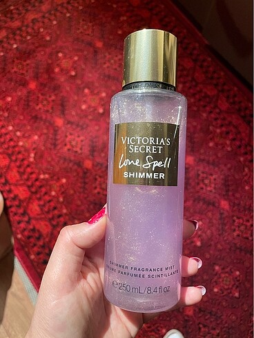 Victorias Secret Love Spell simli orijinal parfum