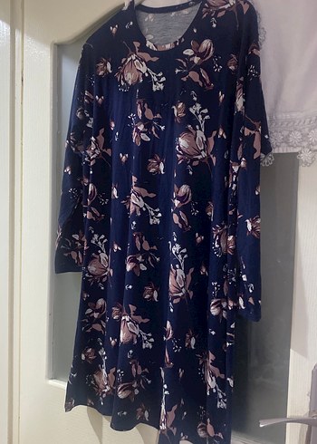 Lacivert Çiçek Desenli Uzun tunik - Görsel 2