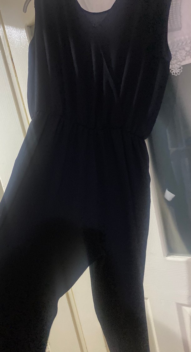 Siyah Uzun, Kolsuz, V Yaka Drapeli Tulum - Görsel 2