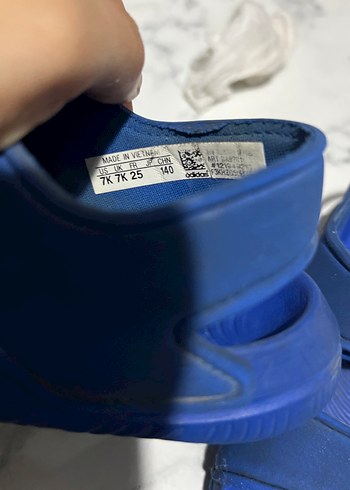 Erkek Çocuk Mavi Kayışlı Terlik - Görsel 4