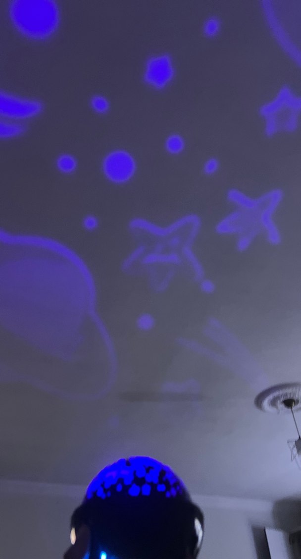 Fonksiyonlu Şarjlı ve pilli projektör gece lambası - Görsel 4