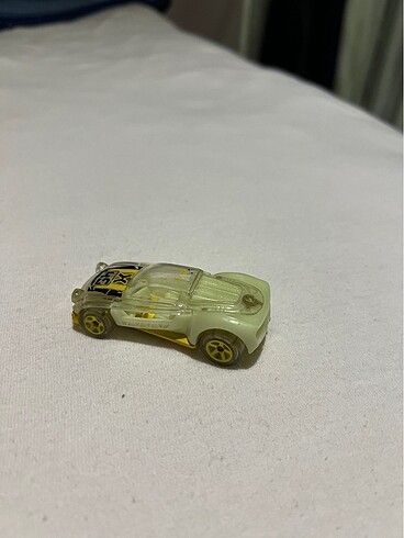 Almanya?dan alınmıştır karanlıkta parlayan araba - Görsel 2