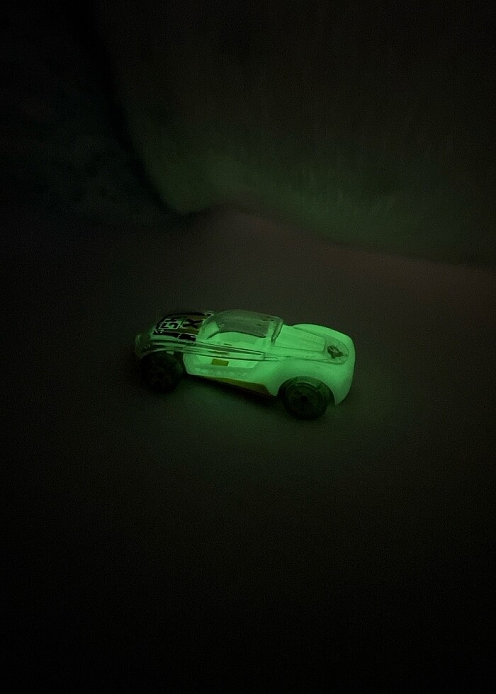 Almanya?dan alınmıştır karanlıkta parlayan araba - Görsel 4