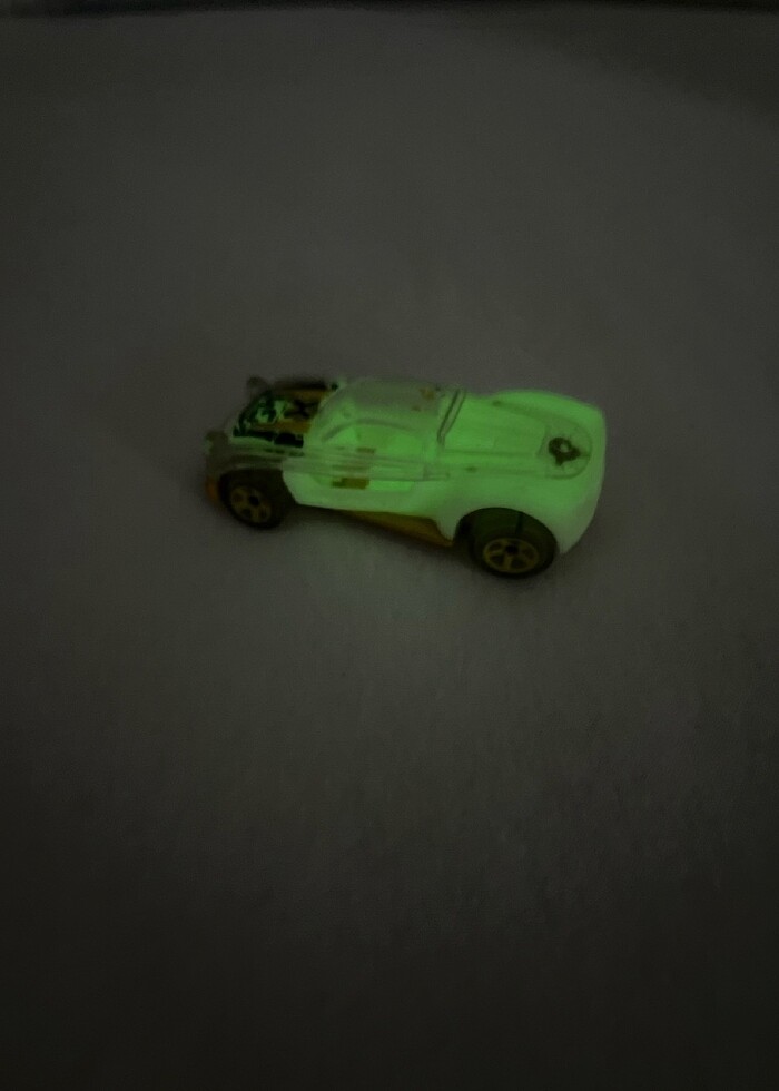 Almanya?dan alınmıştır karanlıkta parlayan araba - Görsel 3