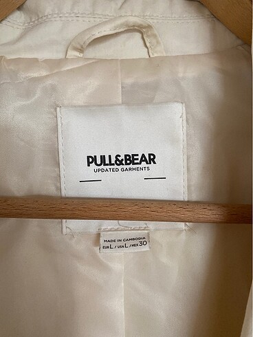 l Beden Pull And Bear Krem Trençkot