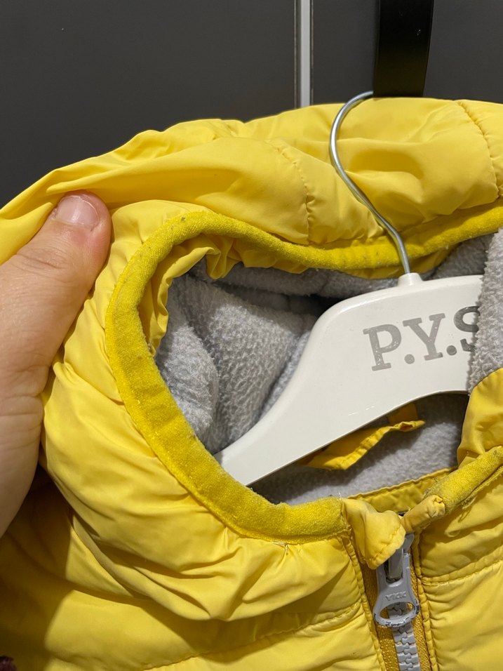 Erkek Çocuk Sarı Kapüşonlu Fermuarlı Mont - Görsel 2