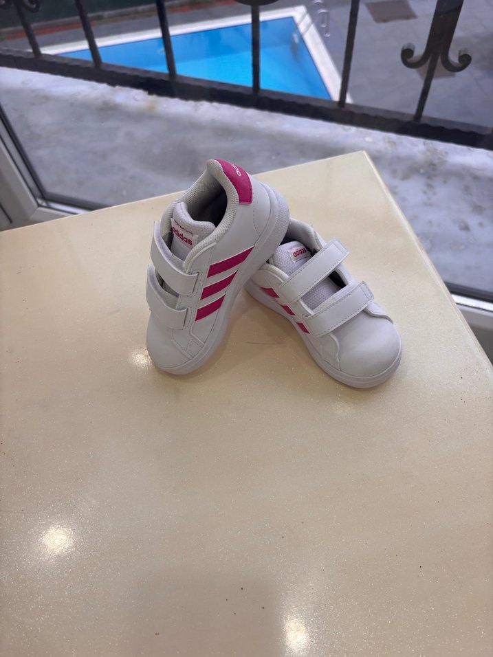 Kız Çocuk Pembe Bantlı Spor Ayakkabı - Görsel 2