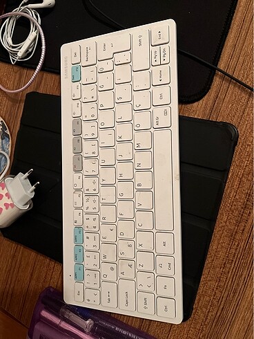 Samsung smart keyboard trio 500 kablosuz klavye
