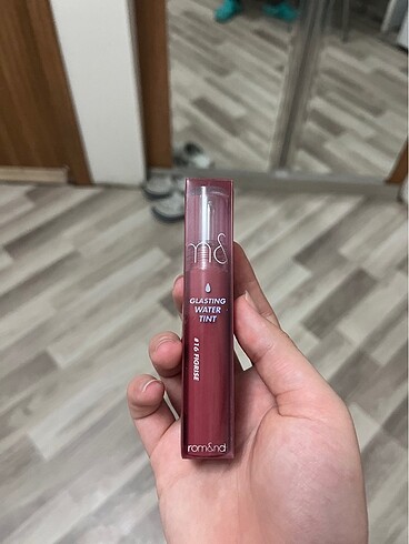 Romand tint 16 numara