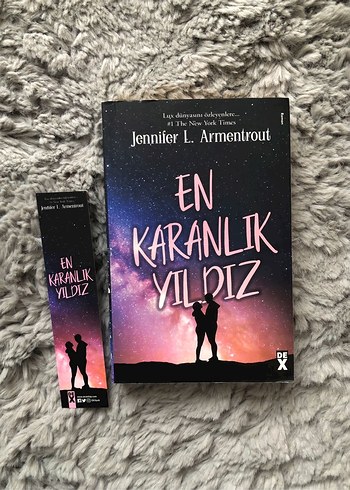 En Karanlık Yıldız Kitabı
