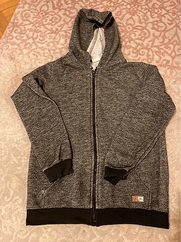 LCW erkek çocuk kapüşonlu sweatshirt 10-11 yaş