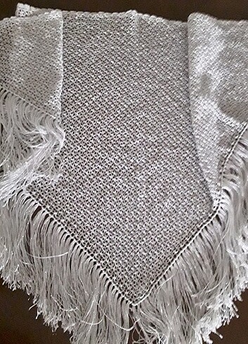 Simli ipten örülmüş şal - Görsel 6