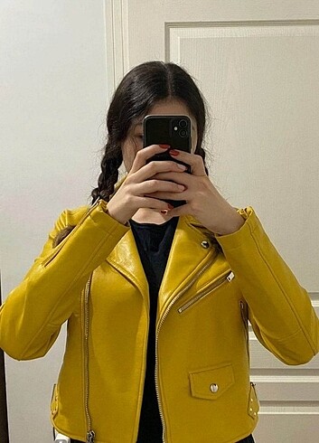 38 BEDEN KADIN GİYİM CANLI SARI DERİ CEKET 