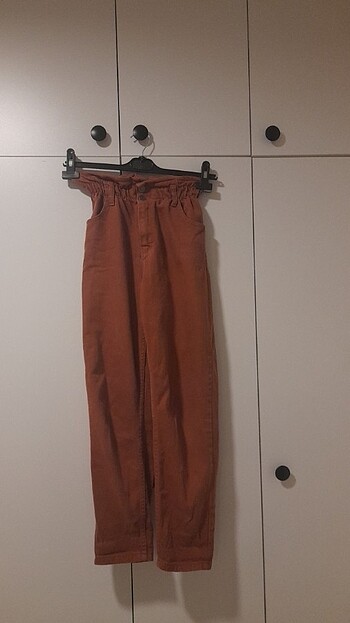 Moom jean