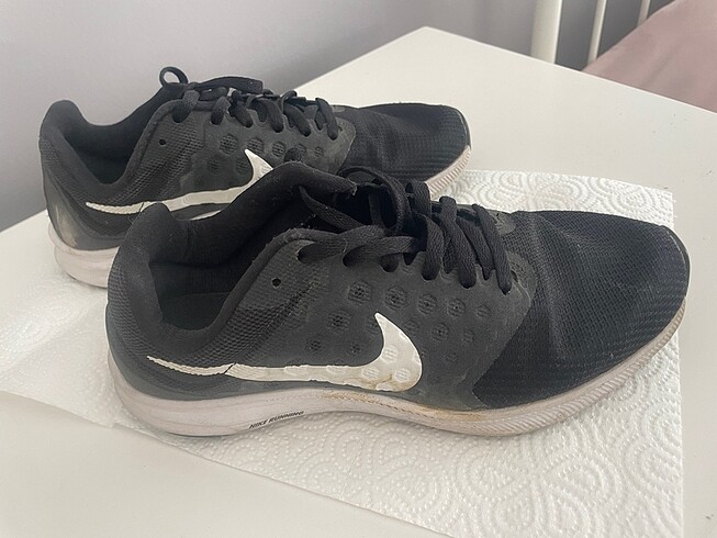 Nike kadın spor ayakkabı