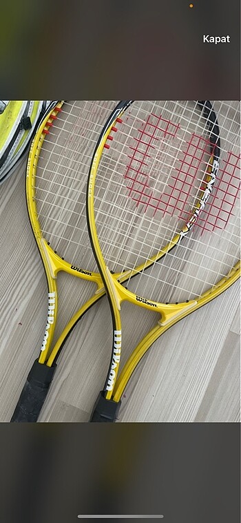  Tenis raketi