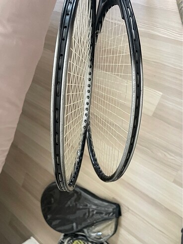  Beden Tenis raketi