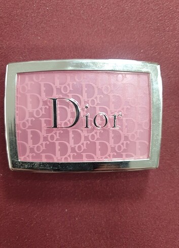 Dior allık