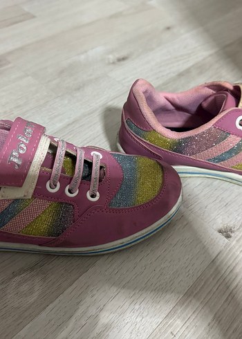 34 Beden pembe Renk Kız Çocuk Pembe Bağcıklı ve Cırtlı Spor Ayakkabı