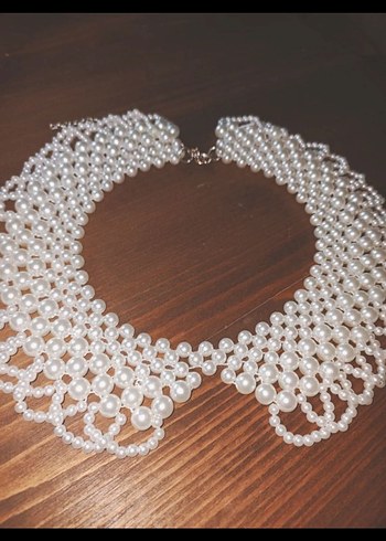 İnci İşlemeli Seyyar Yaka Kolye - Görsel 3