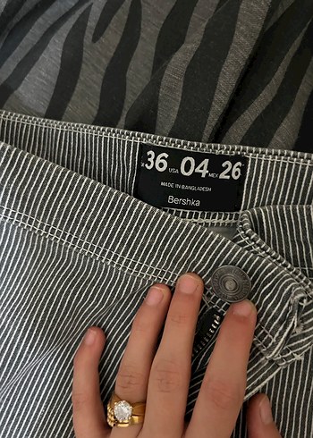 Gri Çizgili Kadın Denim Pantolon - Görsel 3