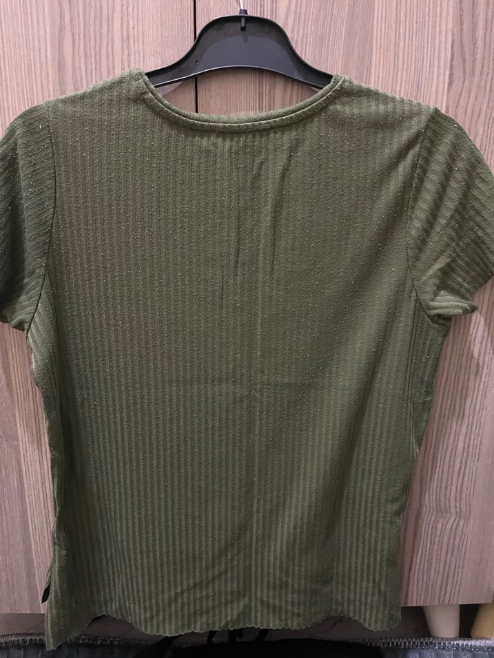 Yeşil Kısa Kollu Keten Tişört - Görsel 3