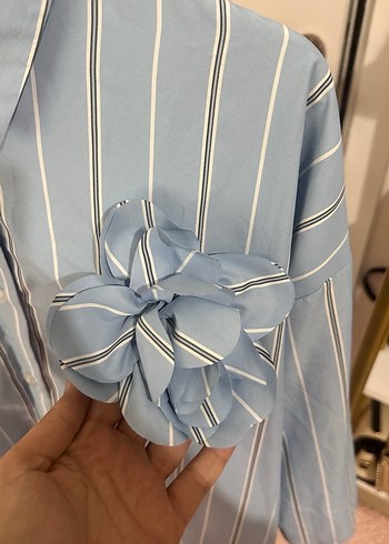 Mavi Çizgili Düğmeli Kadın Gömlek - Görsel 5