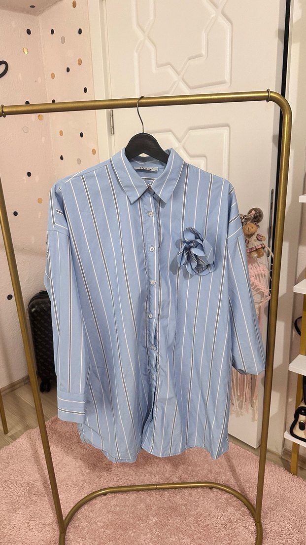 Mavi Çizgili Düğmeli Kadın Gömlek - Görsel 2