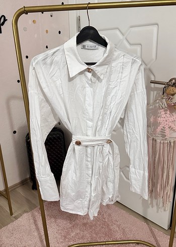 Beyaz Kemerli gold detay gömlek - Görsel 3