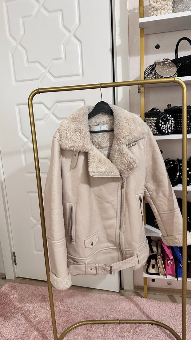 Kürk Detaylı Bej Kadın Ceket - Görsel 2
