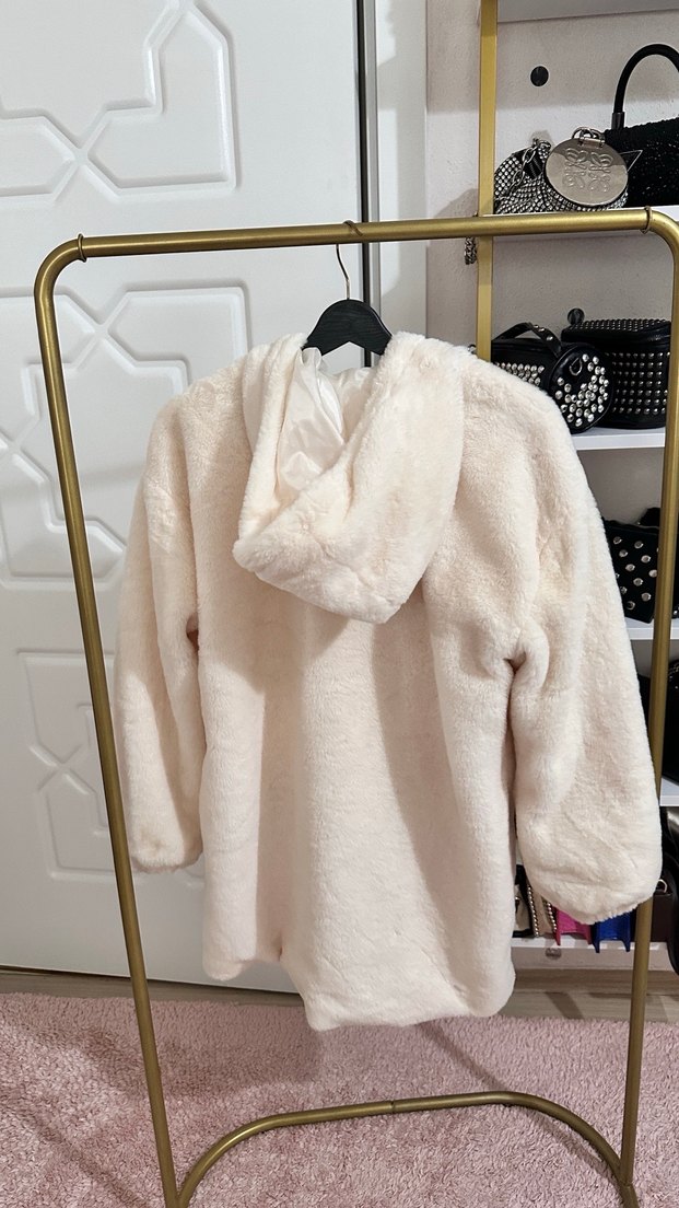 Beyaz Kadın Peluş Midi Ceket - Görsel 3