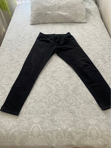 Siyah pantolon erkek jean