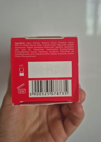 Diğer Hada Labo Tokyo Concentrated serum