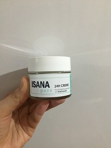 Isana pure krem