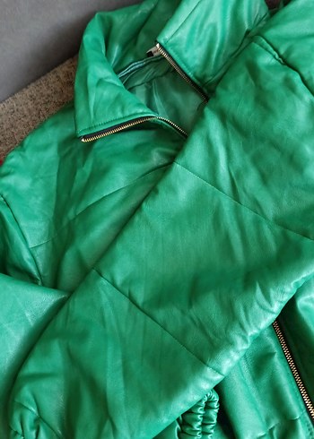 Yeşil Parlak Deri Kadın Ceket - Görsel 3