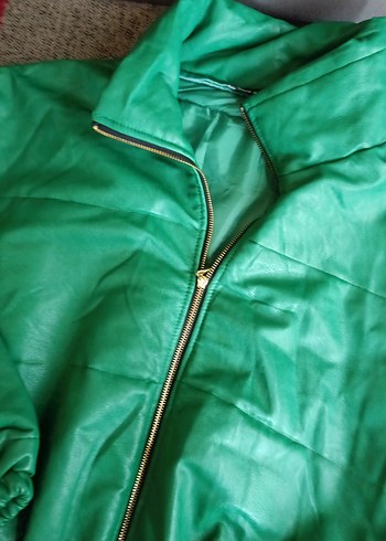 Yeşil Parlak Deri Kadın Ceket - Görsel 4