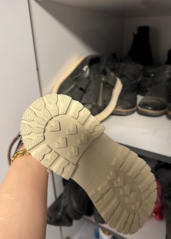 Beyaz Peluş Detaylı Platform Topuklu Kadın Bot - Görsel 4