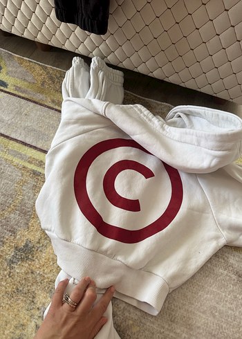 Kadın Beyaz Kapüşonlu takım - Görsel 4