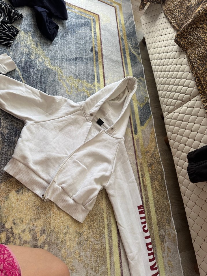 Kadın Beyaz Kapüşonlu takım - Görsel 5