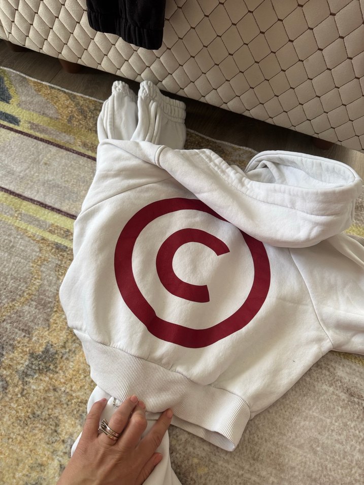 Kadın Beyaz Kapüşonlu takım - Görsel 4