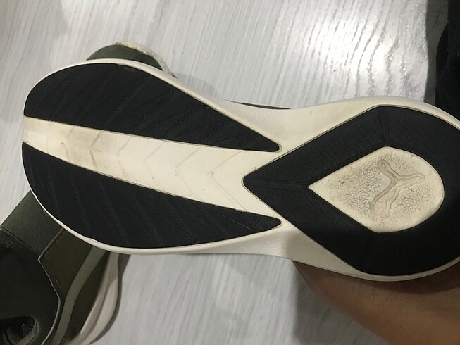 37,5 Beden Puma orijinal spor ayakkabısı