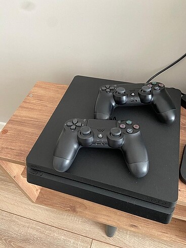 Ps4 slim