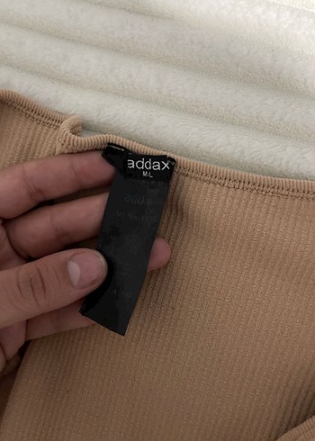 Bej V Yaka Kadın Crop Top - Görsel 8