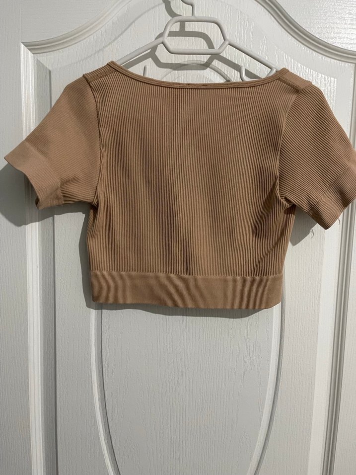 Bej V Yaka Kadın Crop Top - Görsel 4