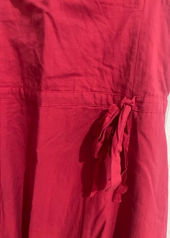 Kırmızı V Yakalı Keten Midi Elbise - Görsel 3