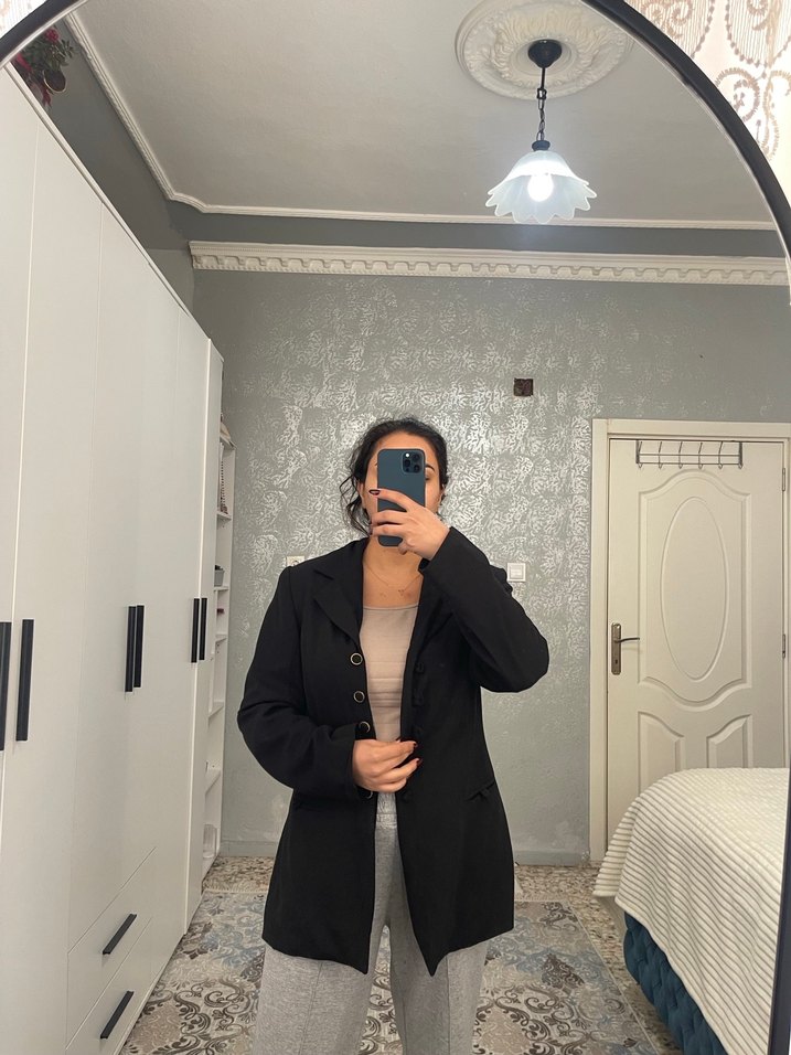 Siyah Düğmeli Kadın Blazer Ceket - Görsel 3
