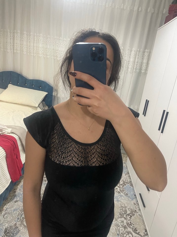 Siyah Dantel Detaylı Gotik Midi Elbise - Görsel 5