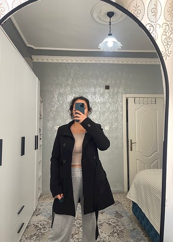 Siyah Kuşaklı Kadın Kaban - Görsel 6