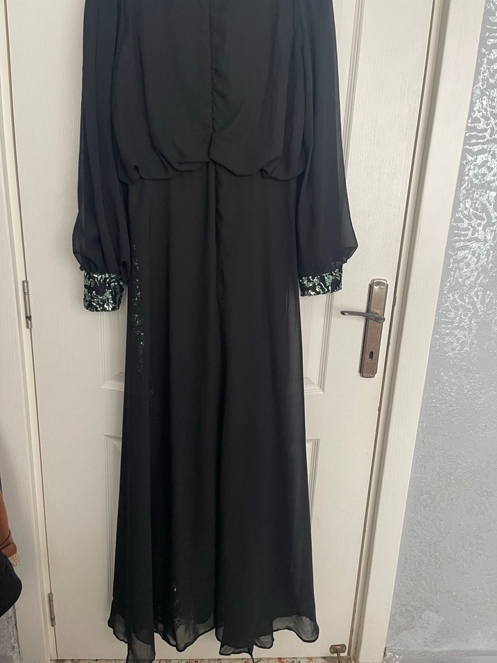 Siyah Yılan Desenli Uzun Kol Abiye Elbise - Görsel 2