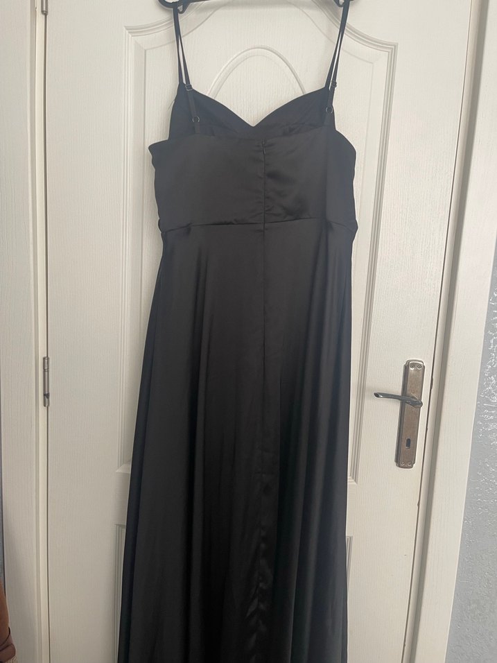 Siyah Drapeli Uzun Kadın Abiye Elbise - Görsel 3